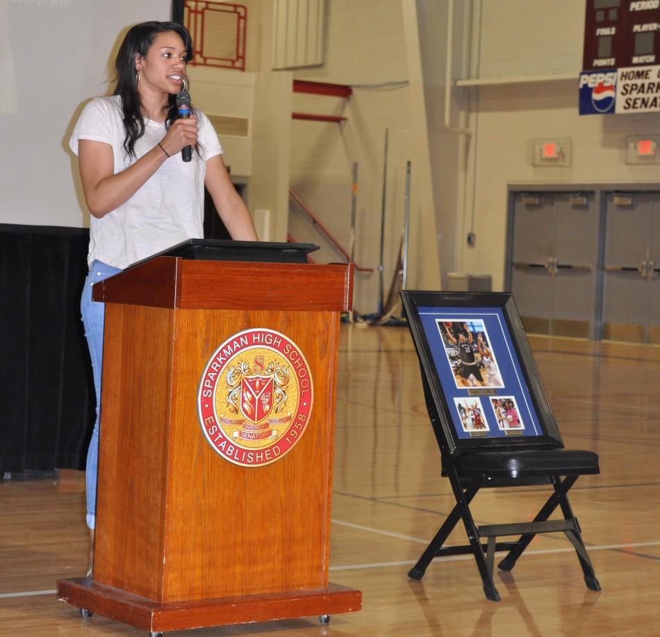 Senior+Alexis+Jenninngs+adresses+the+crowd+as+she+gets+the+news+that+her+jersey+has+been+retired.