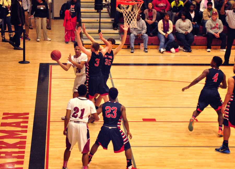 Basketball team cuts close game