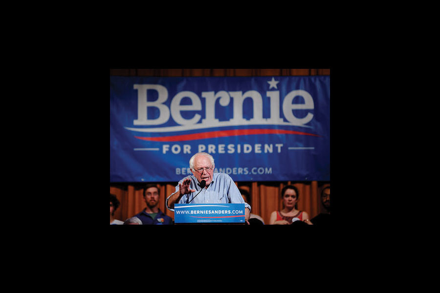 Bernie+Sanders+gives+a+speech+at+one+of+his+presidential+rallies.