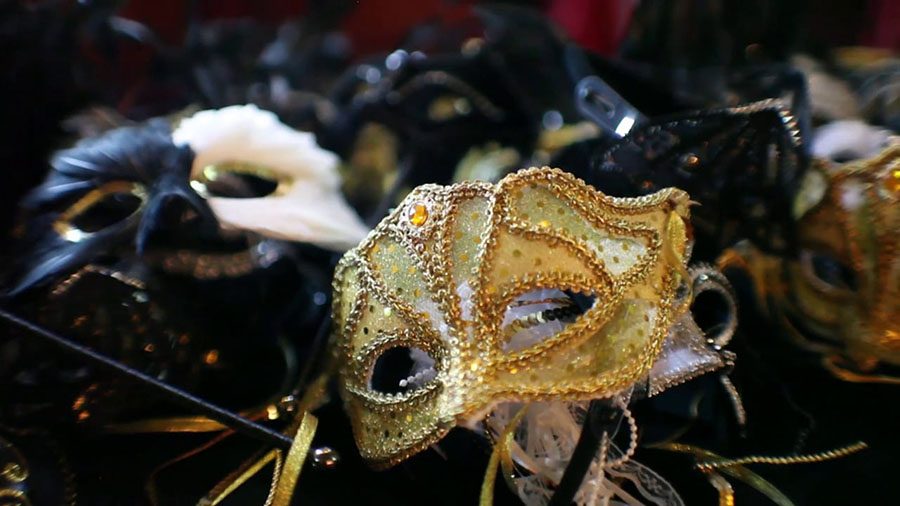 Restrictions on Masks For Maquerade Prom Night