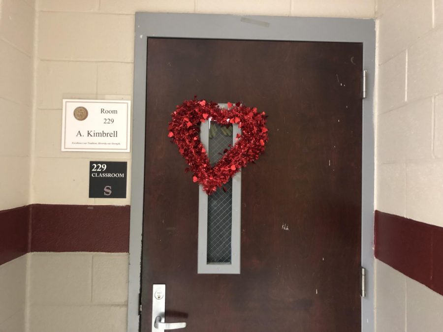 Students+are+gearing+up+for+Valentine%27s+Day.+