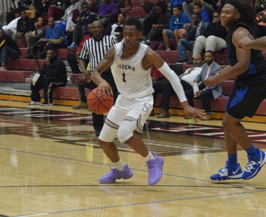 Junior Trevon Ragland dribbles past a Florence defender to get to the basket. 