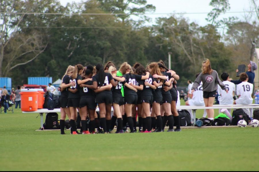 Soccer Players Start Hopeful Season