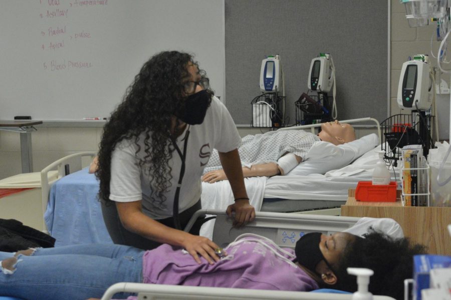 The medical academy offers students a chance to learn the basics for technical jobs. 