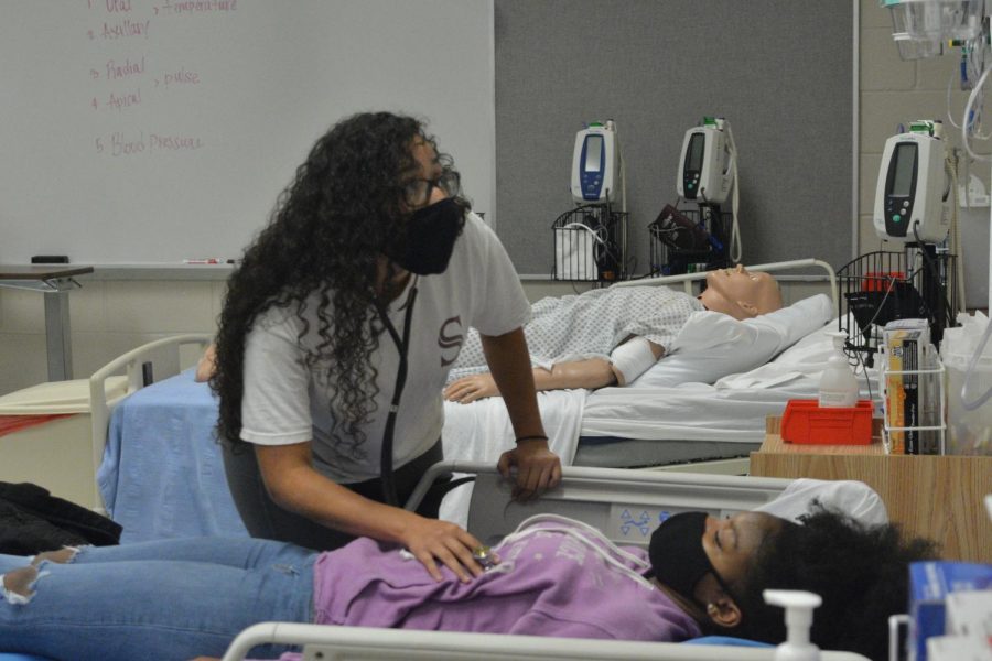 The medical academy offers students a chance to learn the basics for technical jobs.