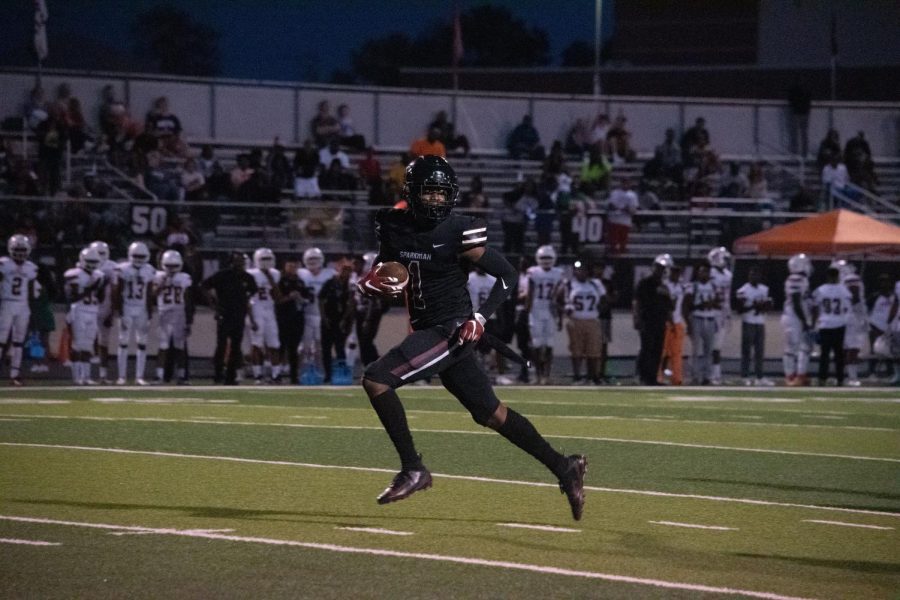 Senior+Jaylin+Chambers+runs+for+a+touchdown+after+catching+a+Viking+punt.+His+touchdown+put+the+Senators+up+14-0+in+the+second+quarter.+
