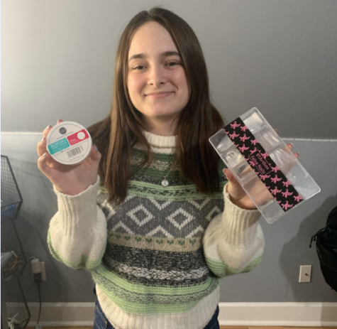 Senior Finds Future in Creative Outlet